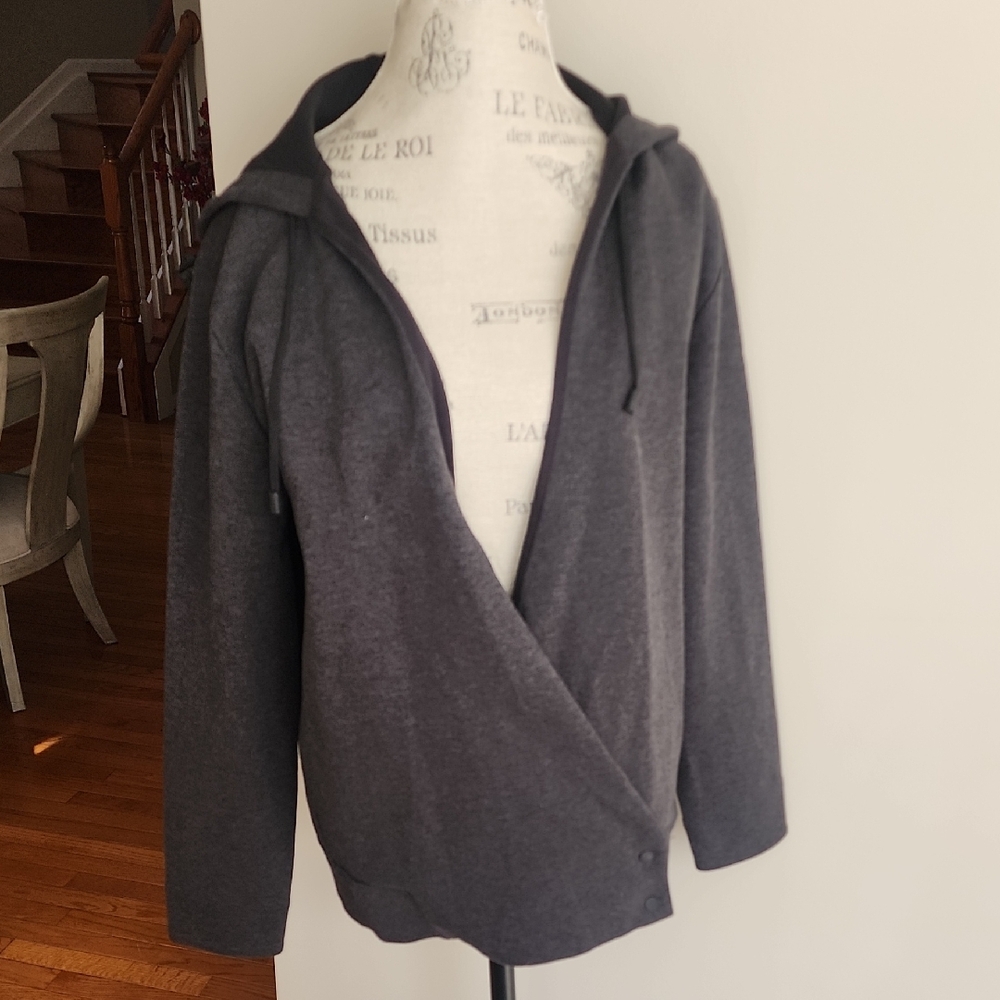 PUMA BY HUSSEIN CHALAYAN NWOT CHARCOAL V NECK WRAP SNAP HOODY